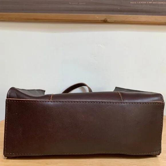 NWOT Portland Leather Large Lola Zipper Crossbody Tote in Grizzly - Picture 5 of 7